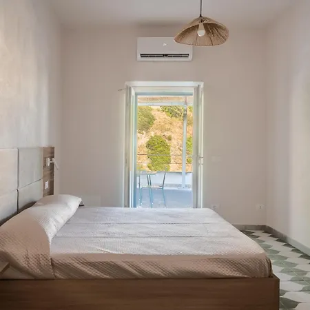 E Canzuncell Apartment *